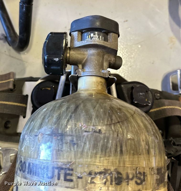 image for item OM9915 Scott  Air-Pak  SCBA tanks
