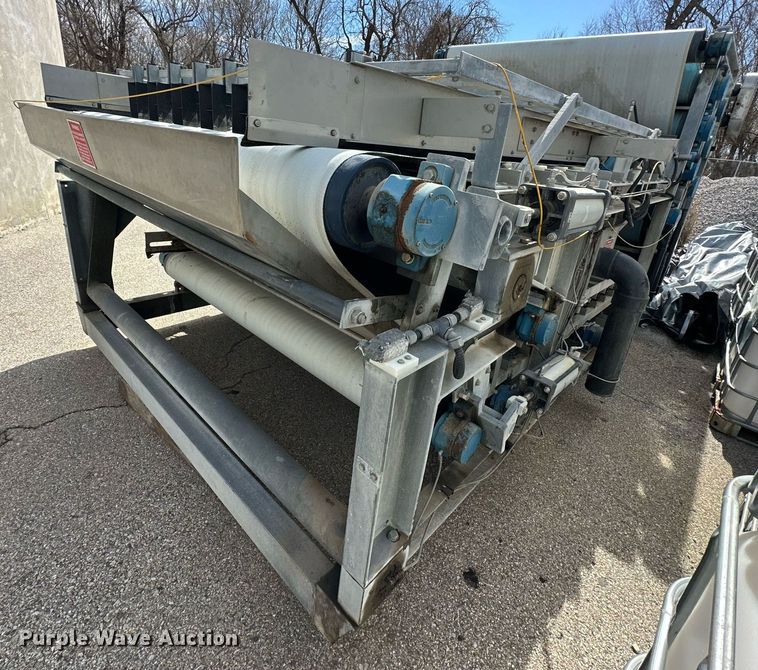 image for item OM9918 1996 Roediger 22.43SH dewatering sludge belt press