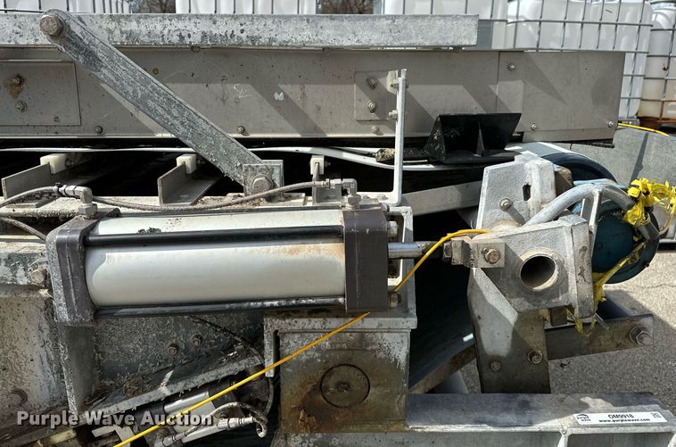 image for item OM9918 1996 Roediger 22.43SH dewatering sludge belt press