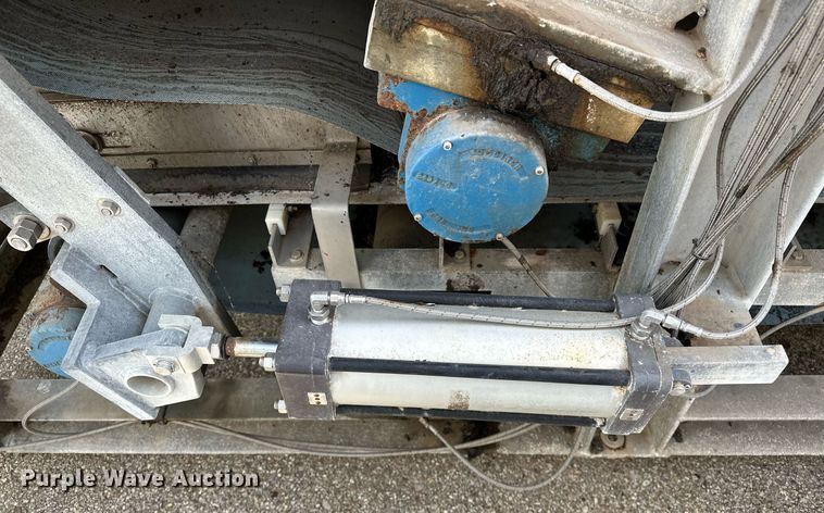 image for item OM9918 1996 Roediger 22.43SH dewatering sludge belt press