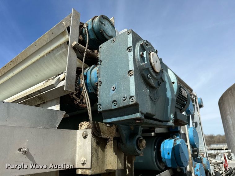 image for item OM9918 1996 Roediger 22.43SH dewatering sludge belt press