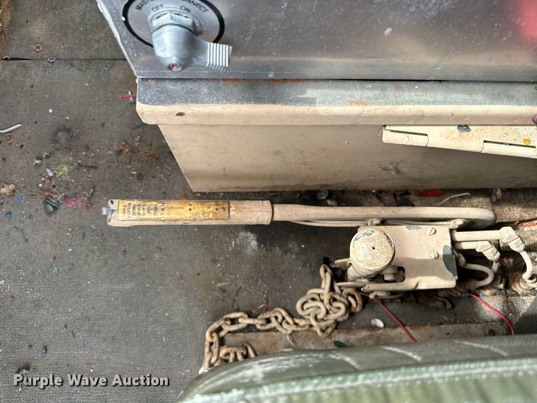 image for item OM9919 1985 AM General  M925 tanker fire truck