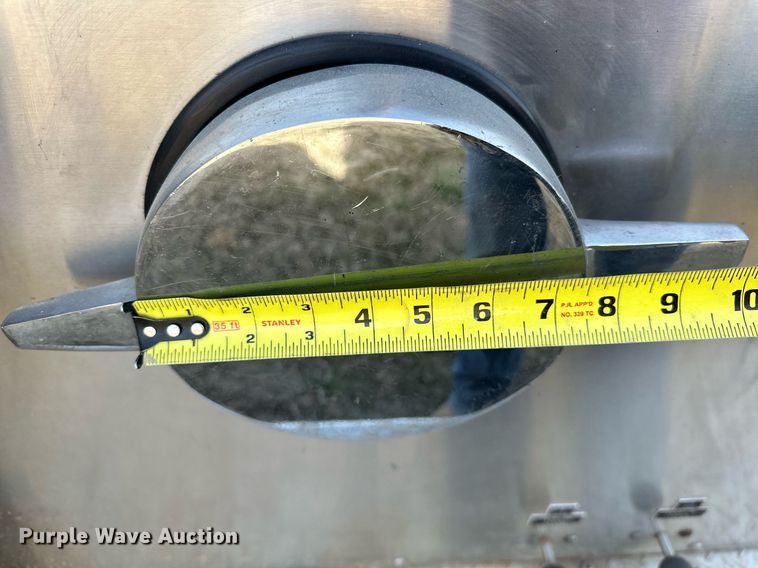 image for item OM9920 1988 Spartan GA20-2142 pumper fire truck