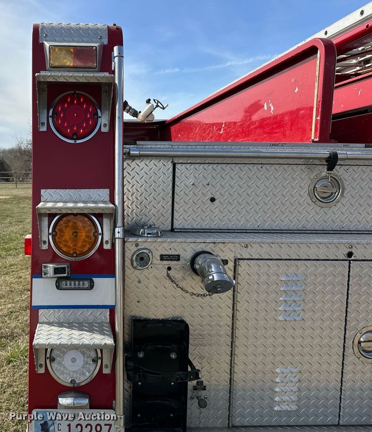 image for item OM9920 1988 Spartan GA20-2142 pumper fire truck