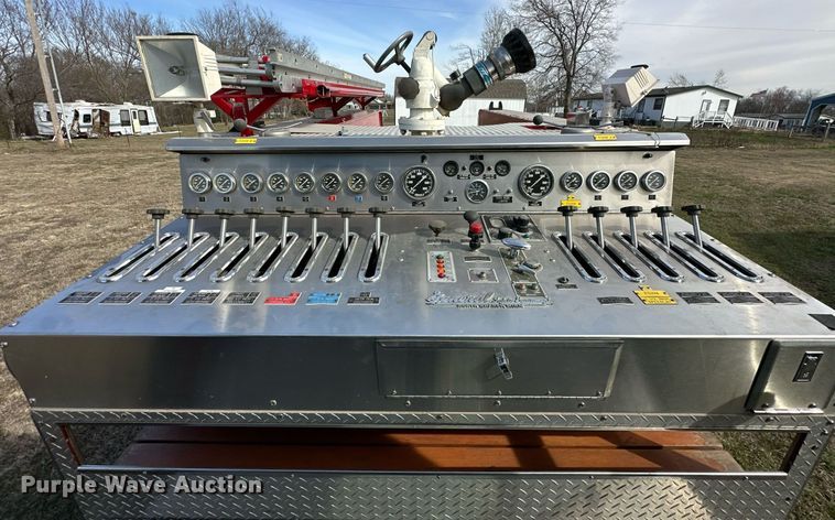 image for item OM9920 1988 Spartan GA20-2142 pumper fire truck