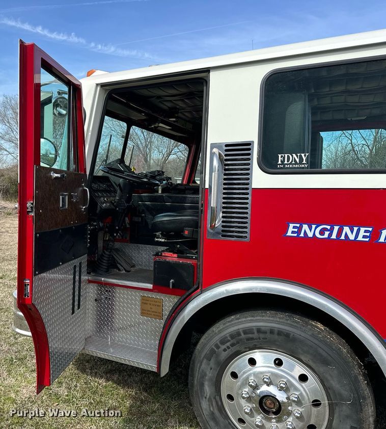 image for item OM9920 1988 Spartan GA20-2142 pumper fire truck