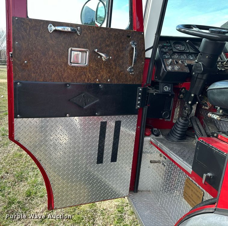image for item OM9920 1988 Spartan GA20-2142 pumper fire truck