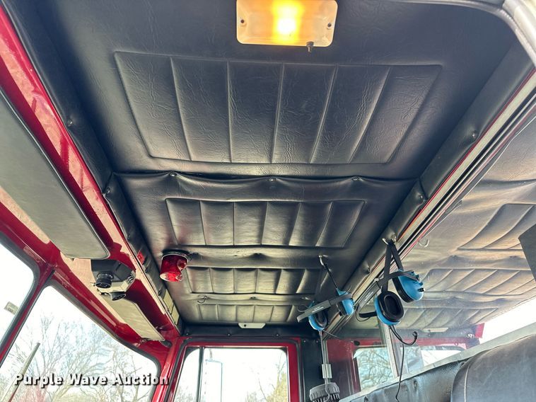 image for item OM9920 1988 Spartan GA20-2142 pumper fire truck