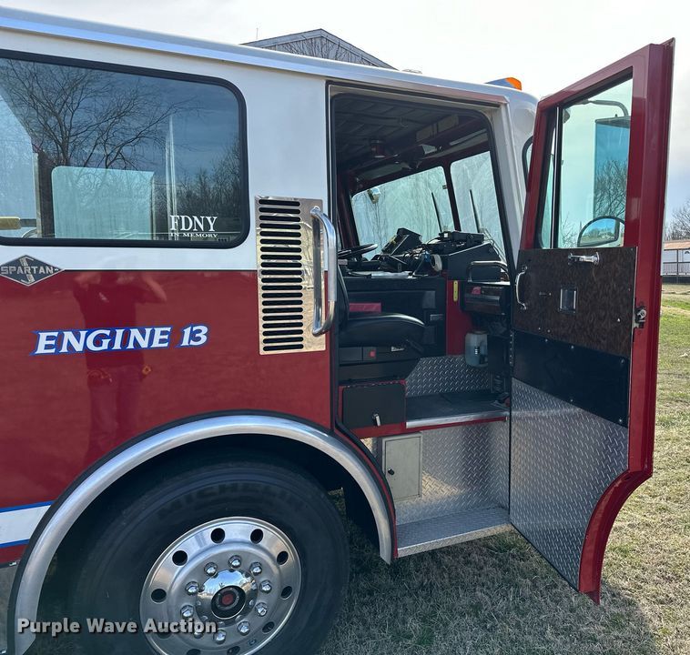 image for item OM9920 1988 Spartan GA20-2142 pumper fire truck