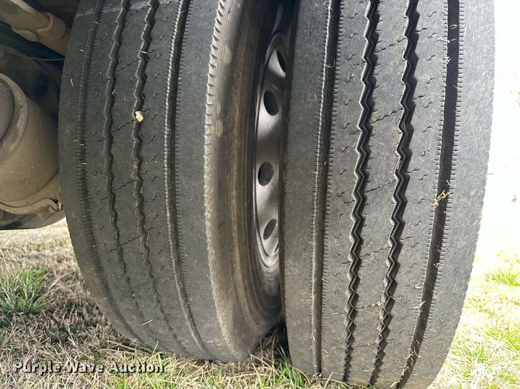 image for item OM9920 1988 Spartan GA20-2142 pumper fire truck