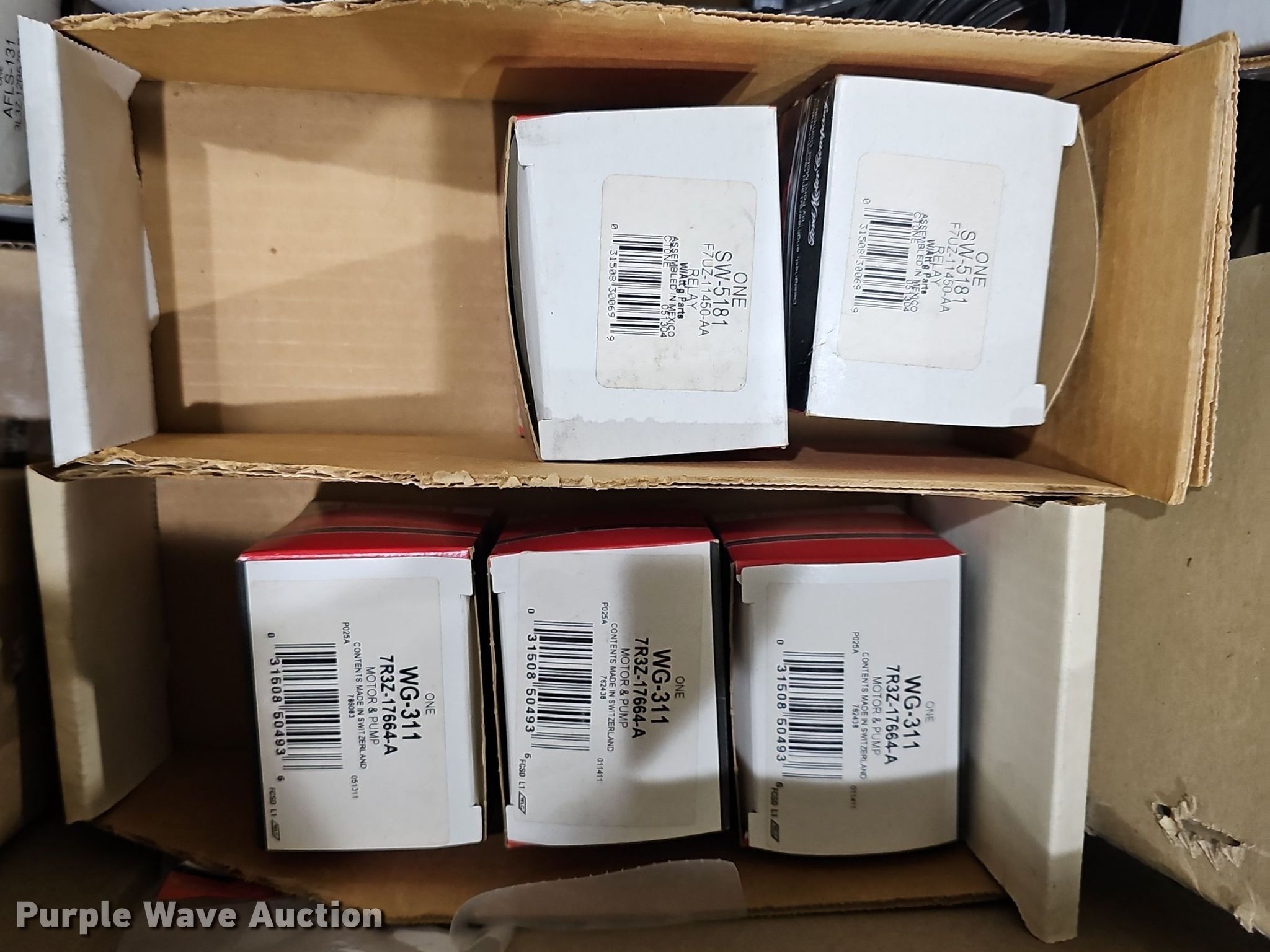 Ford automotive parts in Topeka, KS Item EK5546 for sale Purple Wave