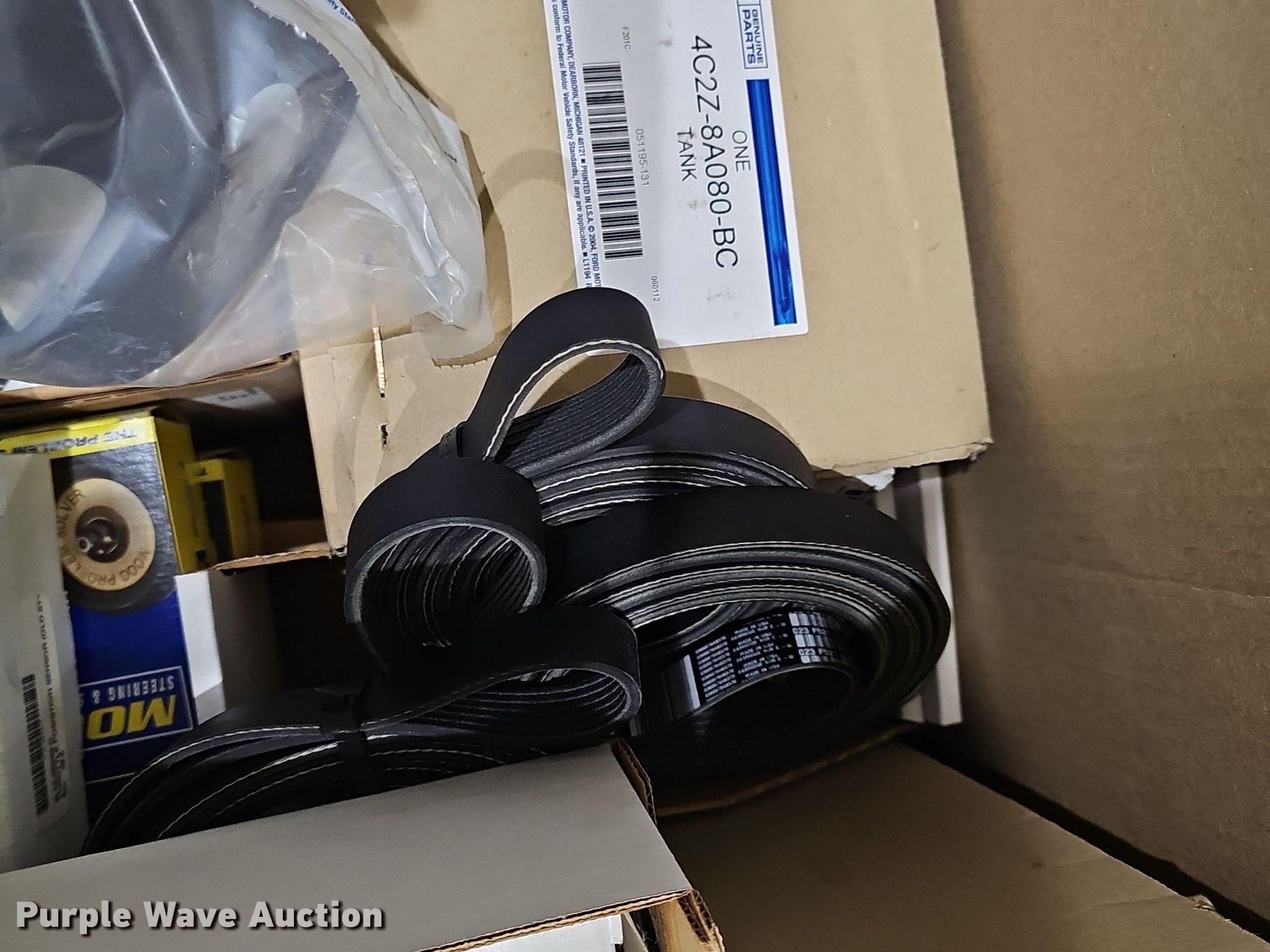 Ford automotive parts in Topeka, KS Item EK5546 for sale Purple Wave