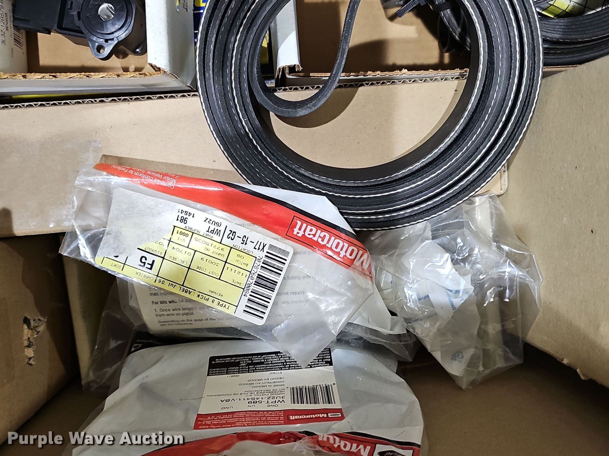 Ford automotive parts in Topeka, KS Item EK5546 for sale Purple Wave