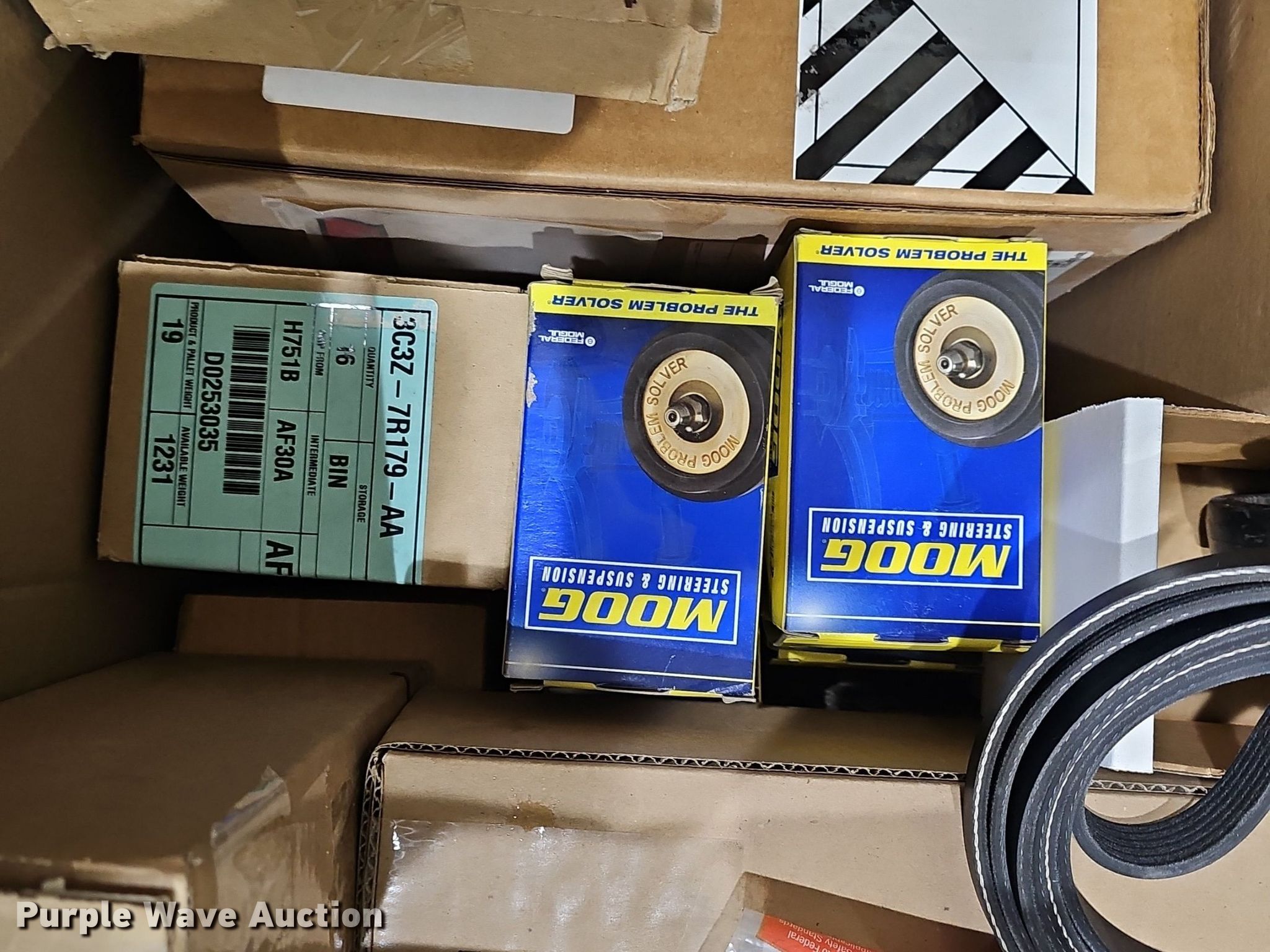 Ford automotive parts in Topeka, KS Item EK5546 for sale Purple Wave