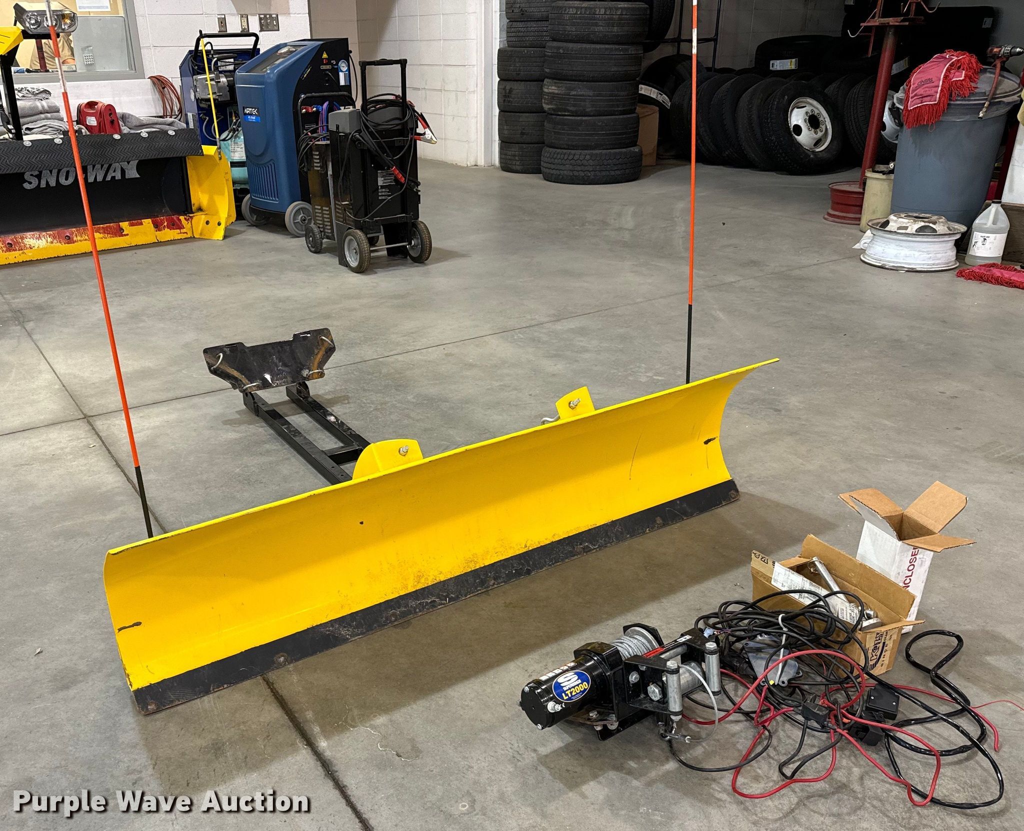 Moose Plow Utility vehicle snow plow in Hutchinson, KS Item NU9540