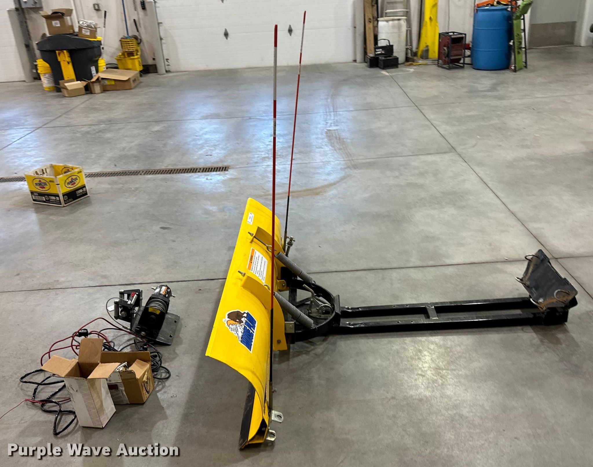 Moose Plow Utility vehicle snow plow in Hutchinson, KS Item NU9540