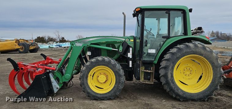 image for item DK0630 2003 John Deere 6420 MFWD tractor