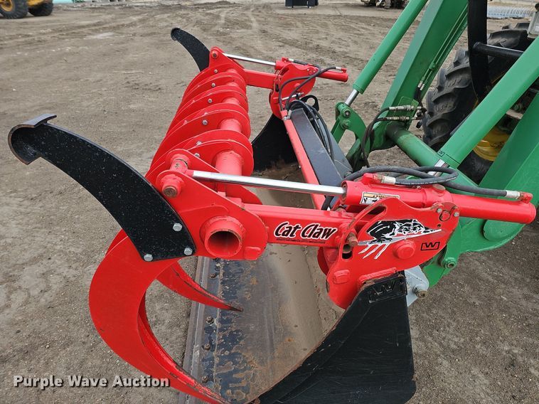 image for item DK0630 2003 John Deere 6420 MFWD tractor