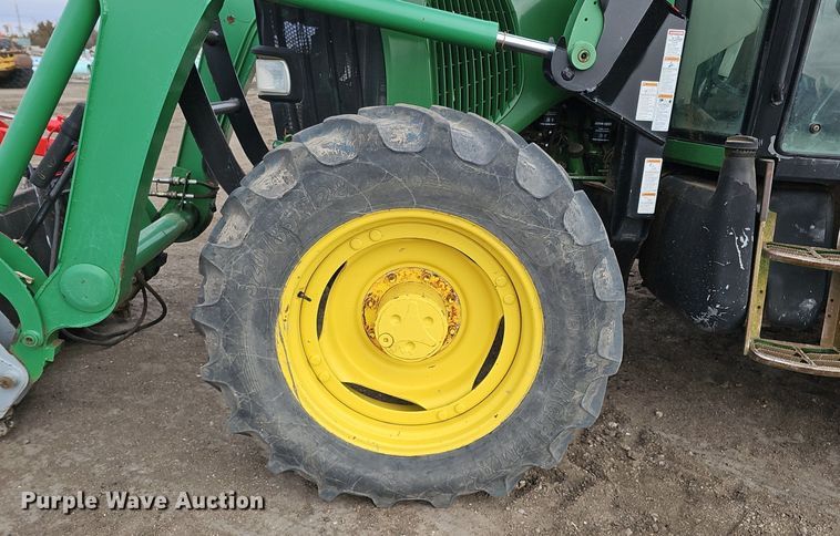 image for item DK0630 2003 John Deere 6420 MFWD tractor