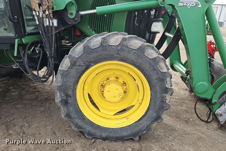 image for item DK0630 2003 John Deere 6420 MFWD tractor