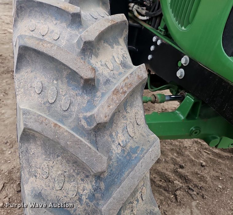 image for item DK0630 2003 John Deere 6420 MFWD tractor