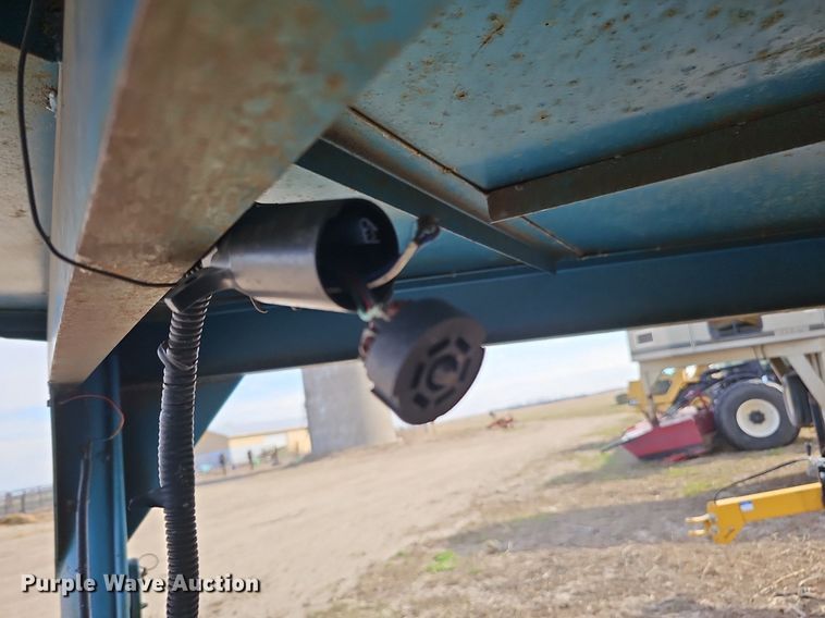 image for item DK0722 1983 Oklahoma horse  Livestock trailer