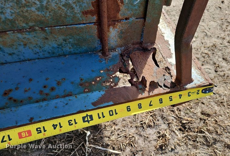 image for item DK0722 1983 Oklahoma horse  Livestock trailer