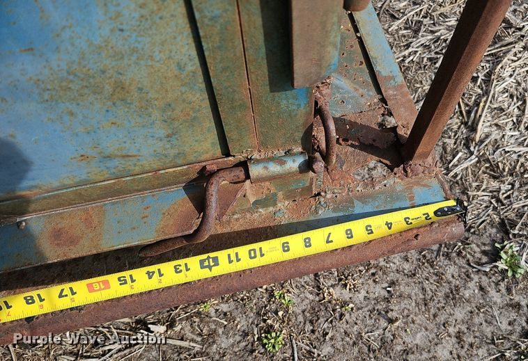 image for item DK0722 1983 Oklahoma horse  Livestock trailer