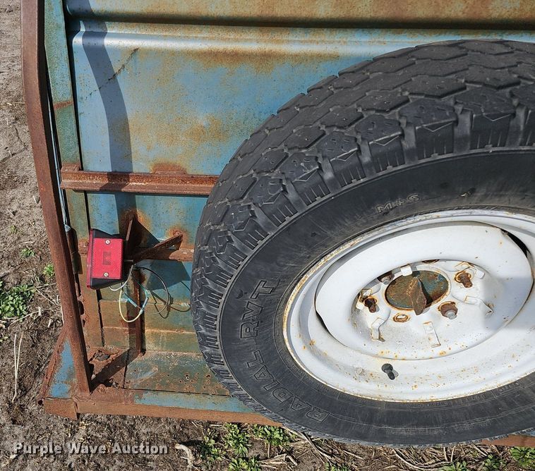 image for item DK0722 1983 Oklahoma horse  Livestock trailer