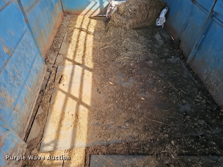 image for item DK0722 1983 Oklahoma horse  Livestock trailer