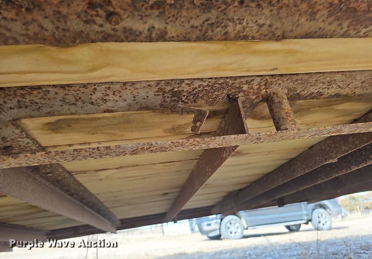 image for item DK0722 1983 Oklahoma horse  Livestock trailer