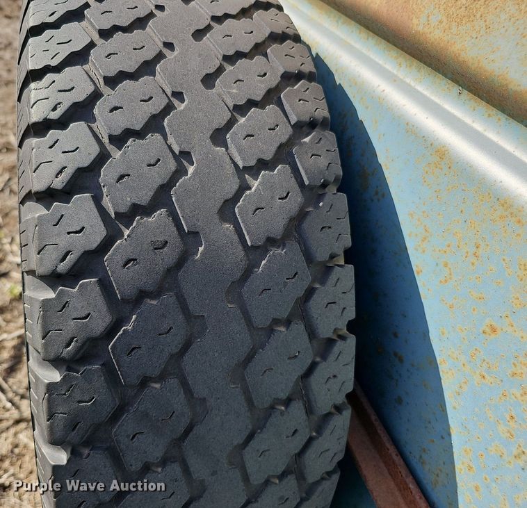 image for item DK0722 1983 Oklahoma horse  Livestock trailer