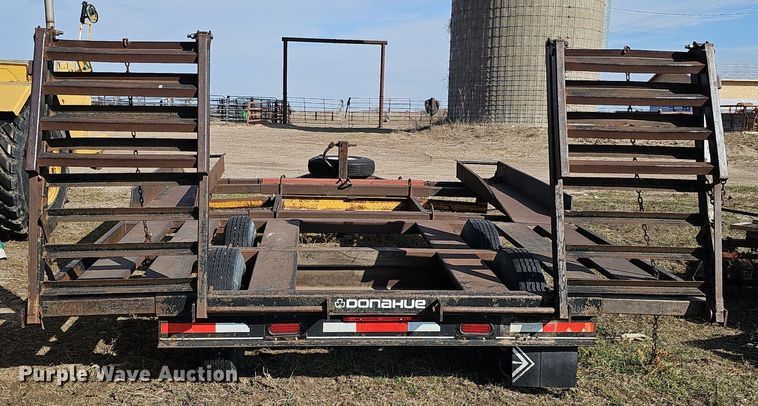 image for item DK0723 1998 Donahue EXS-150 swather / windrower trailer
