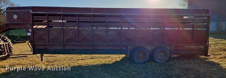 image for item DN7223 1994 Coose Trailers  livestock trailer