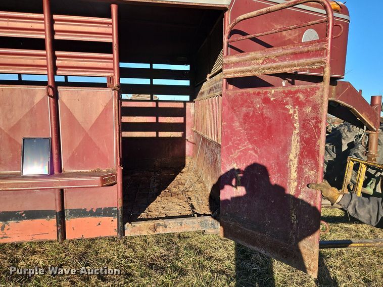 image for item DN7223 1994 Coose Trailers  livestock trailer
