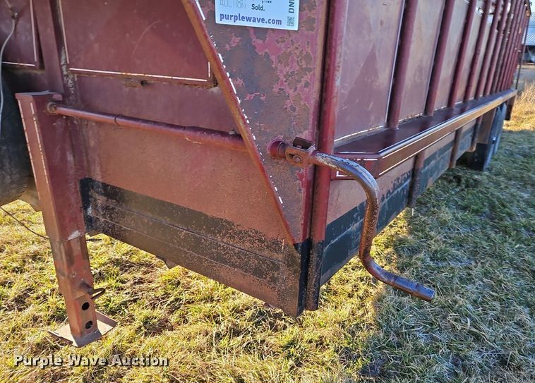 image for item DN7223 1994 Coose Trailers  livestock trailer