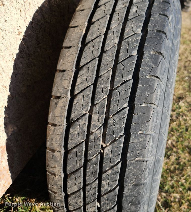 image for item DN7223 1994 Coose Trailers  livestock trailer