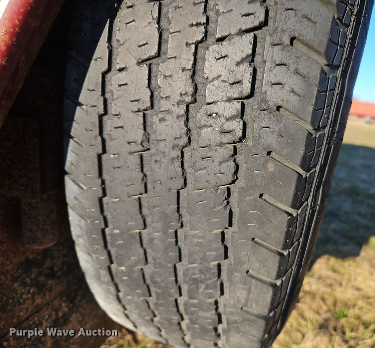 image for item DN7223 1994 Coose Trailers  livestock trailer