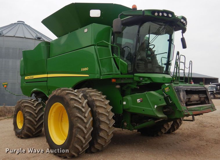 image for item DP2665 2017 John Deere S680S RWA combine