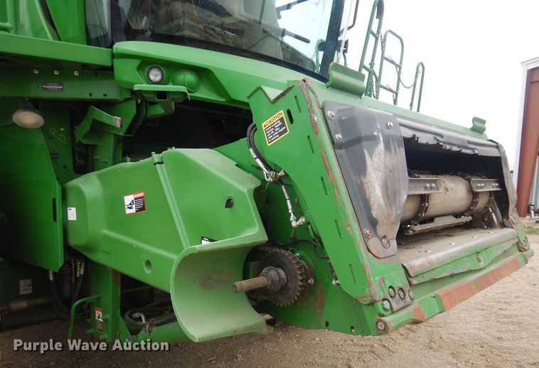 image for item DP2665 2017 John Deere S680S RWA combine