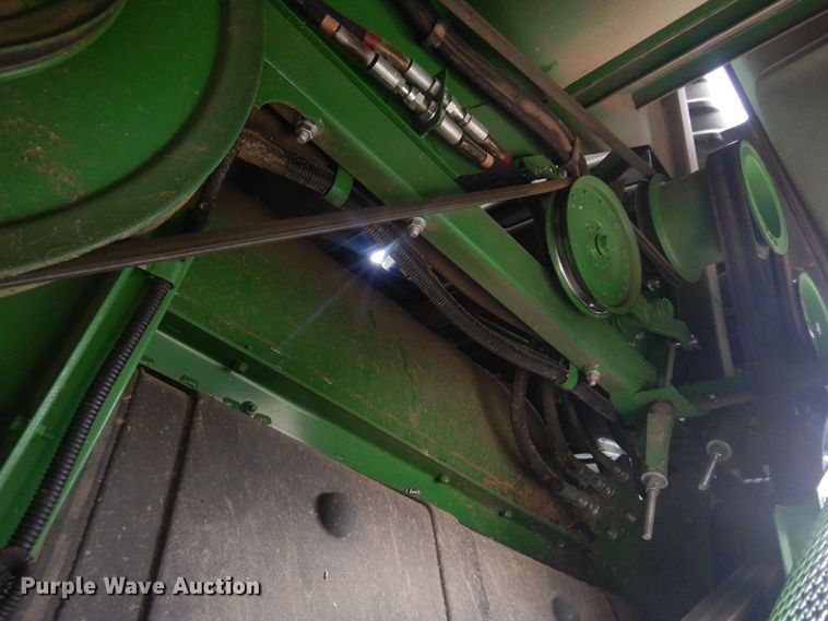 image for item DP2665 2017 John Deere S680S RWA combine