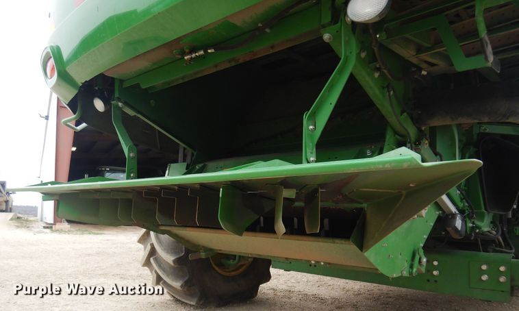 image for item DP2665 2017 John Deere S680S RWA combine