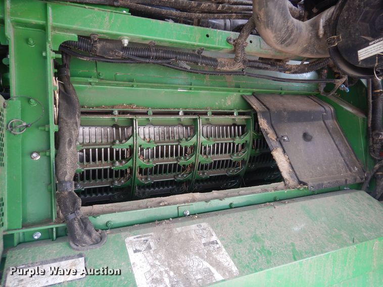 image for item DP2665 2017 John Deere S680S RWA combine