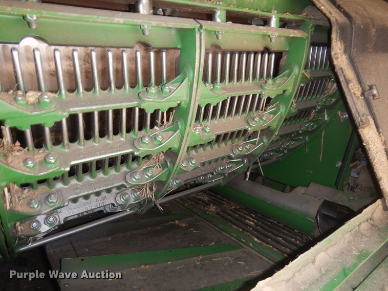 image for item DP2665 2017 John Deere S680S RWA combine