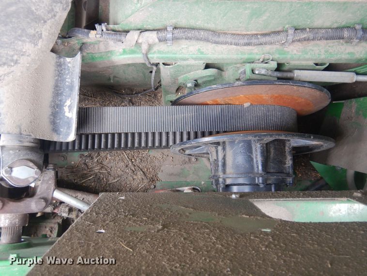 image for item DP2665 2017 John Deere S680S RWA combine