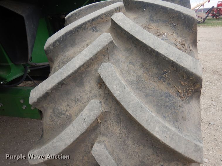 image for item DP2665 2017 John Deere S680S RWA combine