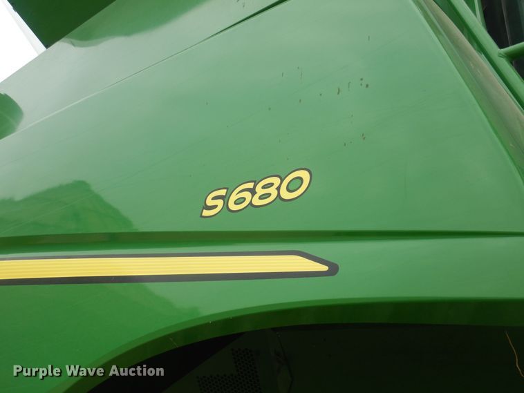 image for item DP2665 2017 John Deere S680S RWA combine