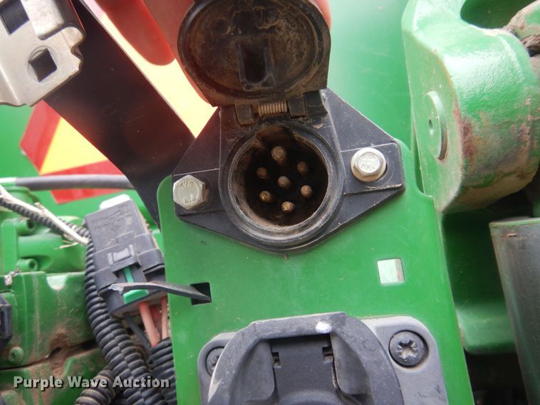 image for item DP2666 2010 John Deere 8225R MFWD tractor