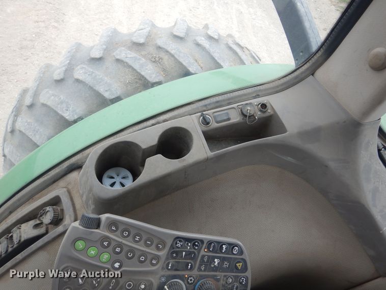 image for item DP2666 2010 John Deere 8225R MFWD tractor