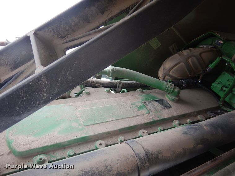 image for item DP2666 2010 John Deere 8225R MFWD tractor